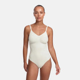 Body sculptant avec culotte intégrée
