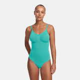 Body sculptant avec culotte intégrée